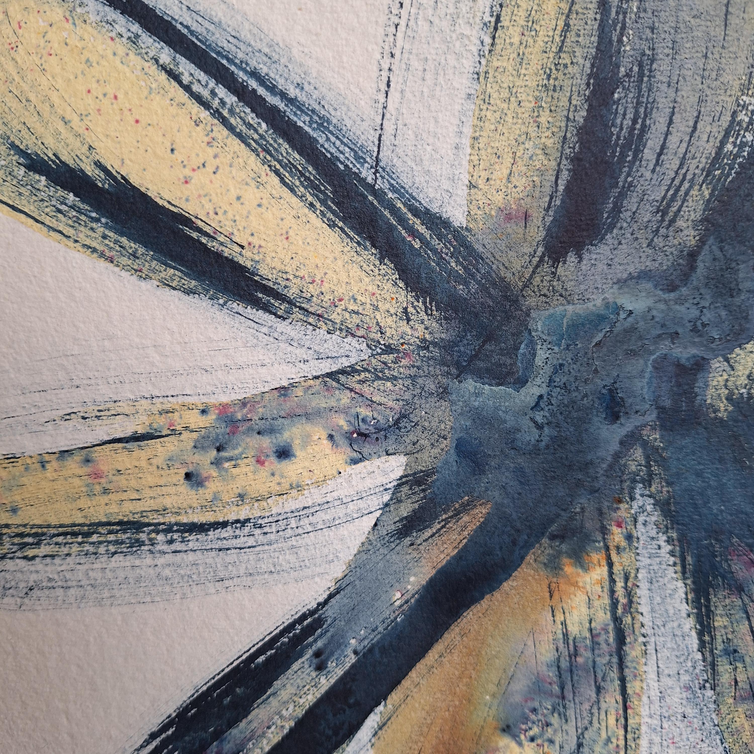 Rire de pétales #6 - bleu, doré et beige